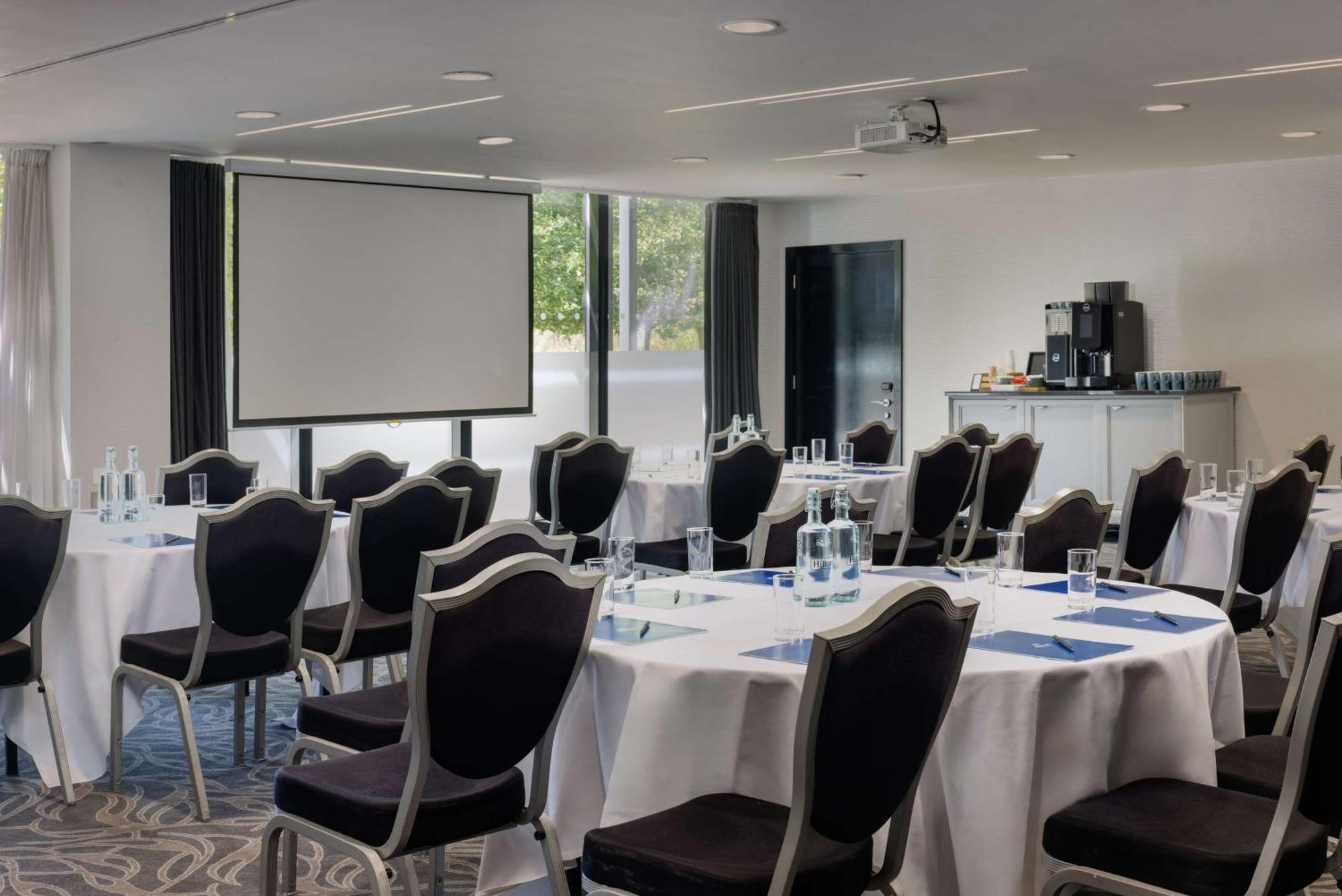 Hotel Hilton London Syon Park Brentford Exterior foto