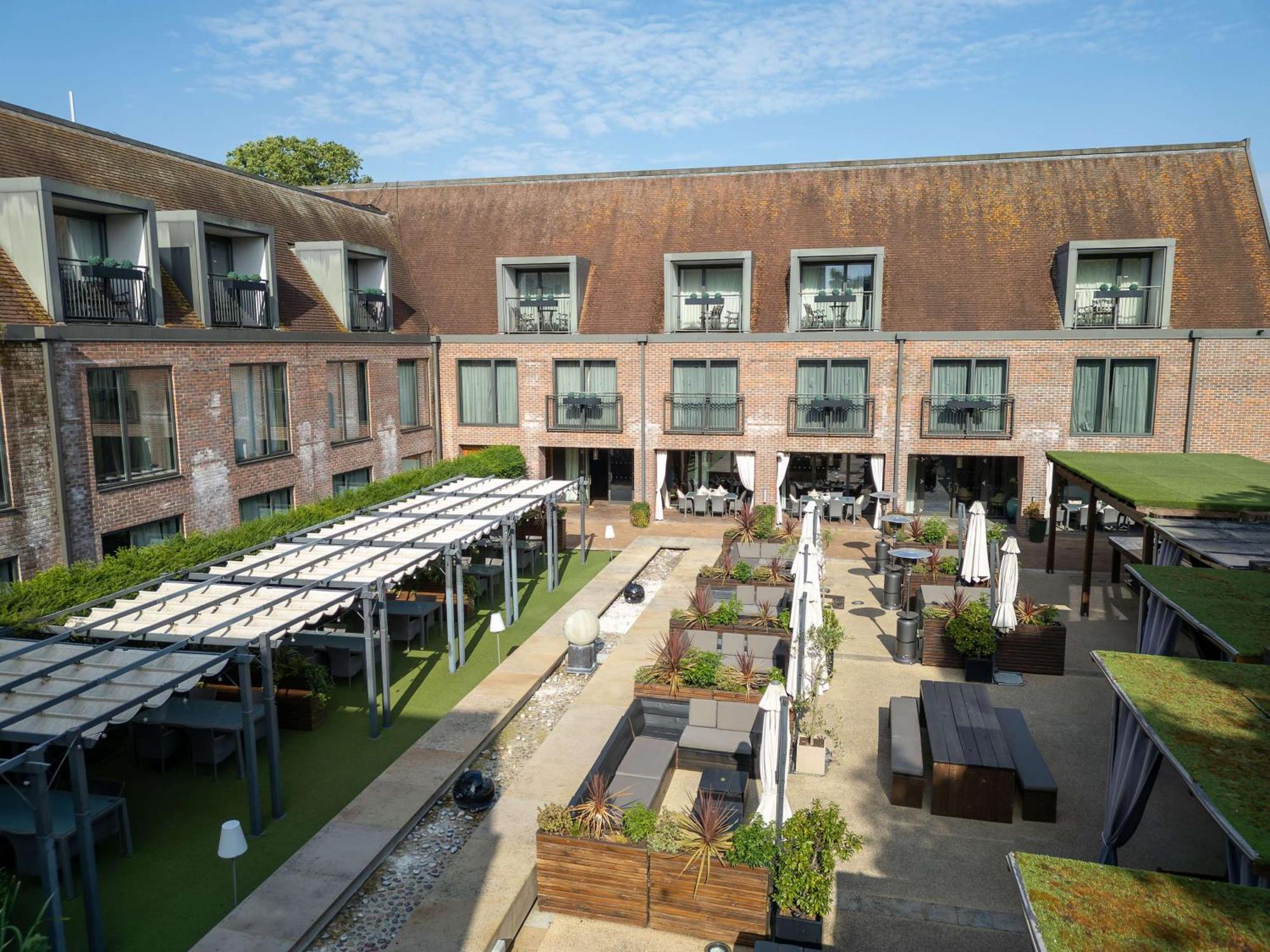 Hotel Hilton London Syon Park Brentford Exterior foto